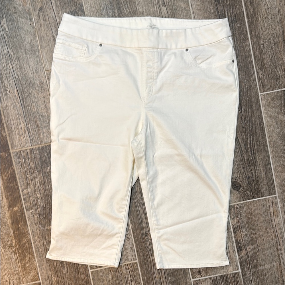 Chico's White Capris